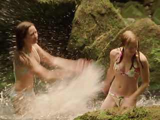 Emily Blunt and Nathalie Press - &#039;&#039;My Summer of Love&#039;&#039; 03