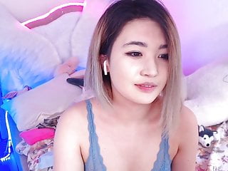 Beautiful Asian webcam model. Hot girl