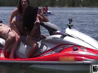 Teens Ride The Party Boat Video Starring Eva Saldana - Mofos