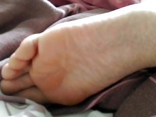 Footing, Girls Feet, Polish, Close up