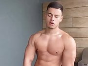 sexy naked muscular guy