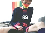 Soccer Twink Wanking And Cumming On His Chest