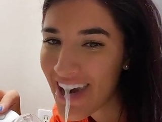 Cum In Mouth Blowjob - Blowjob cum mouth, porn - videos.aPornStories.com