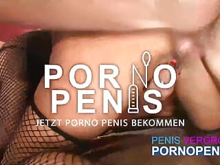 Zwei sexy Babes wollen einen Vierer haben - Bild 6