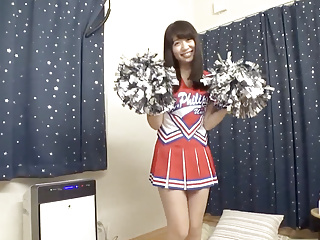  video: A Shy, Beautiful Cheerleader from Famous University makes AV Debut?