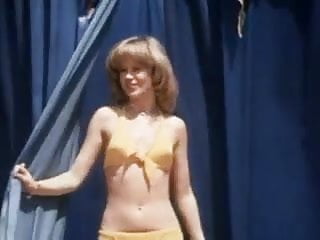 Short Angharad Rees Bikini Clip