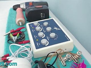 Torture Female with Multiple Orgasms devices for one hour - Bild 1
