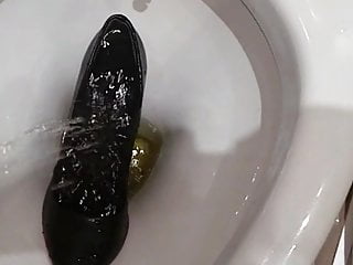 Pissing onto my friends wifes black...