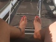 Toes