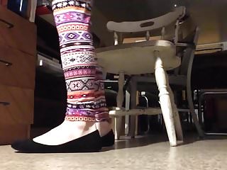 Shoeplay Toe Cracking Ped Socks & Bare Soles