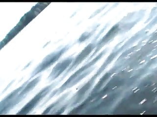 Nutte pisst auf einem Boot am Starnberger See! - Bild 7