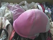 the delicious pink hofredo bra for big cumshot.