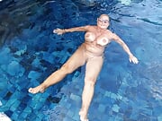 I Swim Nude in Hotel-pool