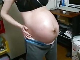 pregnant belly