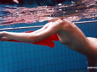 HD Videos, Hot Wet Teen, Public Swimming Pool, Under Water Show