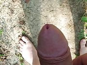 Strumpfmann Nackt im Wald 