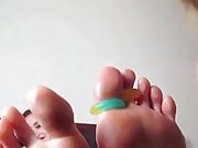 Sweet toes