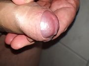Quick wank and slow cumming