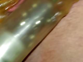 WWB wife using dildo on clit til asm (close up vid)