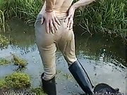 muddy riding outfit