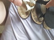 Cum over mom's sandals 