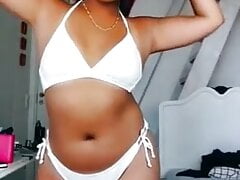 Cassandra Michaelsen's Very Hot Bikini Body