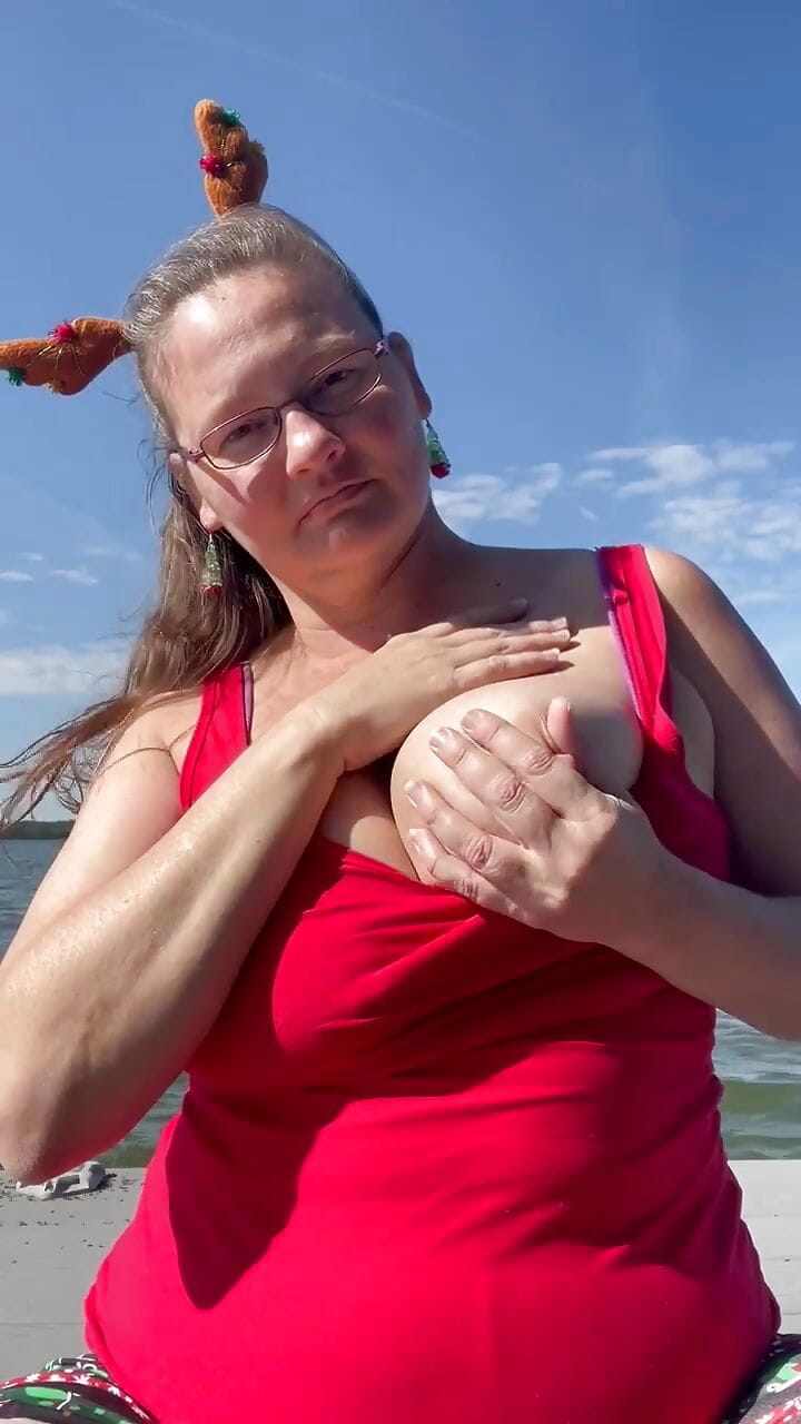 Big Tits out so everyone can see in public