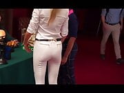 Gwyneth Paltrow's ass in tight white pants 