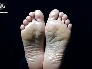 Foot Fetish Masturbation, Smelly Feet, European MILFs, Footjob