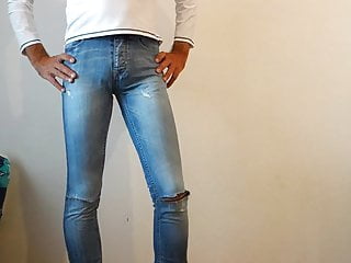 crossdresser in tight ripped skinny jeans
