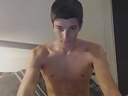 Dark Haired Twink Shows Off On Cam