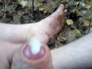 Cumshot In Outdoors...