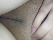 My wife play with her pussy & scratching it