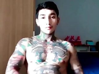 big dicked asian tattooed jock on cam (32&#039;&#039;)