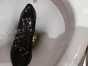 Pissing onto my friend's wife's black Pump Highheel Shoe