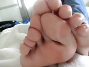 very beautiful feet with yummy toes and bunions
