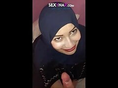 Eating dick – Arab blowjob 