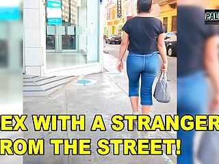 Street Girl, I Don&#039;t Have Enough to Pay Her Debt and I Ended up Fucking a Strange Man Until He Makes Him Cum