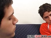 Soccer players Nacho and Roman cums hard after banging