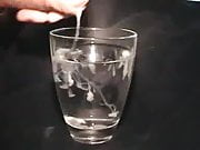 Ins Glas