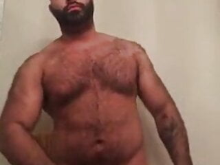 Big bear hunk shows his big dick.