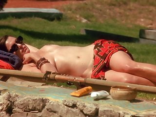 Rachel Weisz. Liv Tyler - &#039;&#039;Stealing Beauty&#039;&#039;