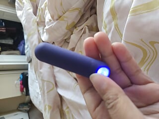 Watch me use a vibrator for the first time