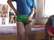 porno gucken in sexy shorts und string 2