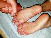 Disinfect girlfriends feet with sperm - cum on soles