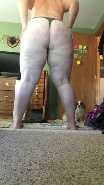 Pawg Riding Reverse Cowgirl