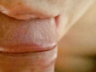 Oral Pleasure Job and sex cream flow in mouth