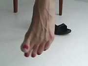 Rose Muscular Legs And Large Veiny Feet